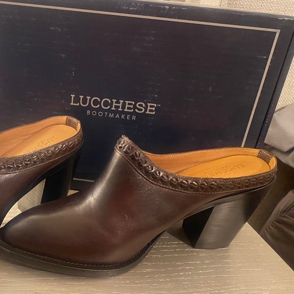 Lucchese women’s shoes size 9.5 - Picture 1 of 2